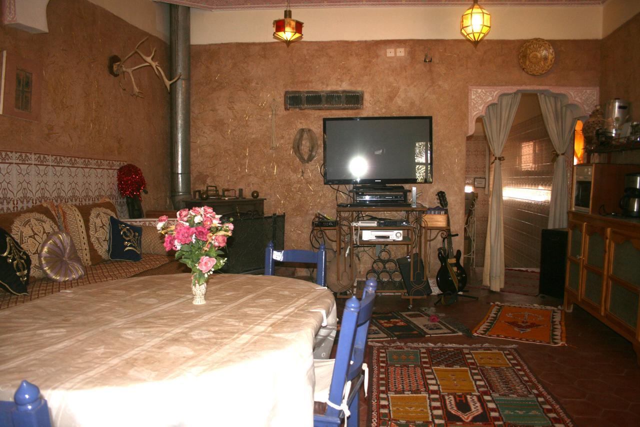 Bed and Breakfast Le Temps De Vivre Warzazat Zewnętrze zdjęcie