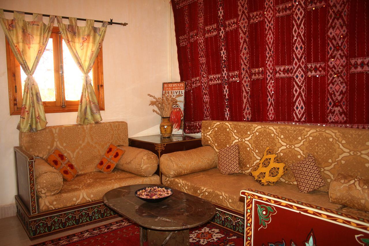 Bed and Breakfast Le Temps De Vivre Warzazat Zewnętrze zdjęcie